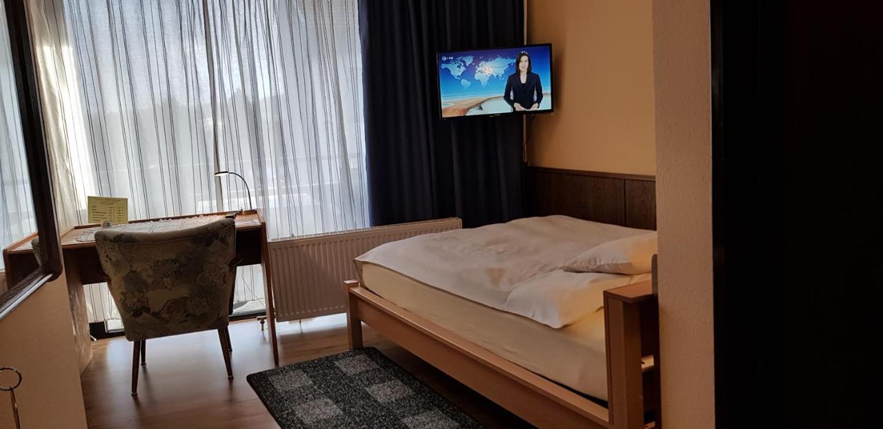 Hotel Garni Julia Linnich Ngoại thất bức ảnh