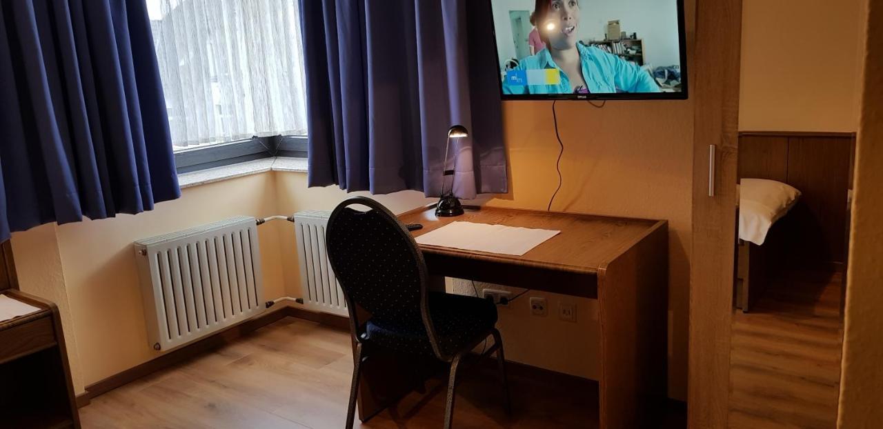Hotel Garni Julia Linnich Ngoại thất bức ảnh
